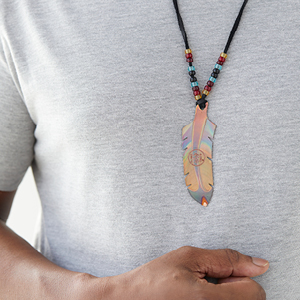 Collier Miskwaabik Miigwan avec lacet noir